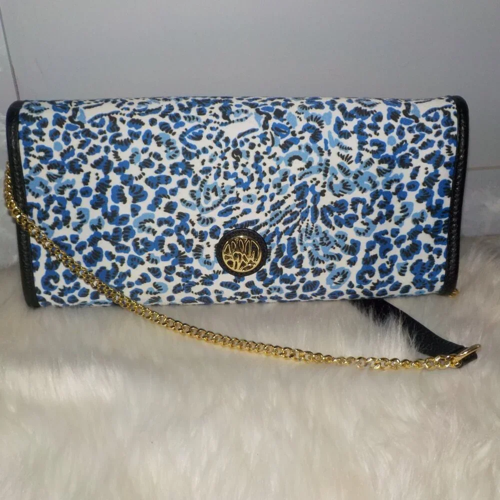 LILLY PULITZER BENTON CLUTCH TWISTED UP RESORT WHITE - NEW WITH TAG - Picture 10 of 12